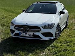 Gebraucht 2019 Mercedes CLA220 Shooting Brake AMG line Kombi | 30.250 €