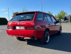 Rot Gebraucht 1993 Alfa Romeo 33 Kombi | 6.400 €