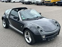 Schwarz Gebraucht 2004 Smart Roadster Cabrio | 7.950 € (Teuer)