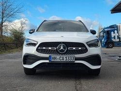 Weiß Gebraucht 2020 Mercedes GLA200 AMG SUV | 29.999 € (Fairer Preis)