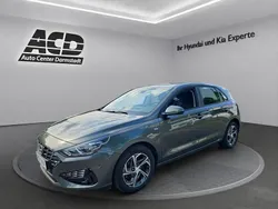 Grau Gebraucht 2022 Hyundai i30 Comfort Limousine | 17.870 € (Fairer Preis)