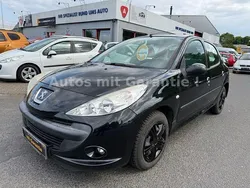 Schwarz Gebraucht 2009 Peugeot 206+ Basis Kleinwagen | 2.799 € (Teuer)