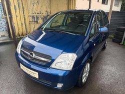 Blau Gebraucht 2005 Opel Meriva Van / Kleinbus | 2.290 € (Fairer Preis)