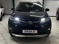 Braun Gebraucht 2016 Toyota RAV4 Edition-S SUV | 17.990 € (Fairer Preis)