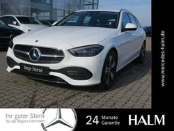 Weiß Gebraucht 2023 Mercedes C180 Advanced Kombi | 37.500 € (Etwas zu teuer)