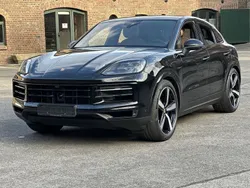 Chromitschwarzmetallic Gebraucht 2023 Porsche Cayenne SUV | 109.790 € (Superpreis)