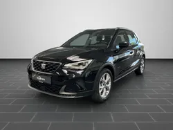 Midnight schwarz metallic (metallic) Gebraucht 2023 Seat Arona FR SUV | 18.990 € (Guter Preis)