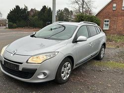 Grau Gebraucht 2012 Renault Mégane III Expression Limousine | 3.950 € (Fairer Preis)