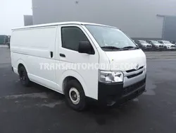 Weiß Neu 2024 Toyota HiAce Van / Kleinbus | 26.000 €