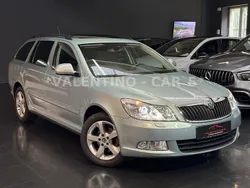 Grün Gebraucht 2012 Skoda Octavia Elegance Kombi | 13.999 € (Etwas zu teuer)