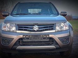 Braun Gebraucht 2013 Suzuki Grand Vitara City SUV | 12.500 €