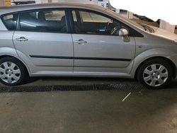 Silber Gebraucht 2006 Toyota Corolla Verso Van / Kleinbus | 4.550 € (Fairer Preis)