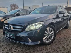 Cavansitblau metalliclack Gebraucht 2018 Mercedes C220 Avantgarde Kombi | 17.998 € (Etwas zu teuer)