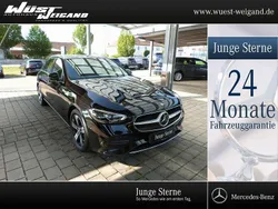 Schwarz Gebraucht 2022 Mercedes C220 Avantgarde Kombi | 33.900 € (Fairer Preis)