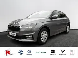 Grau Gebraucht 2024 Skoda Fabia Selection Limousine | 18.490 € (Fairer Preis)