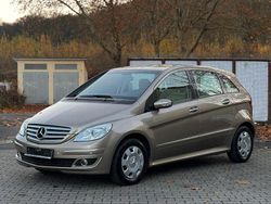 Gold Gebraucht 2006 Mercedes B170 Elegance Van / Kleinbus | 6.990 € (Fairer Preis)