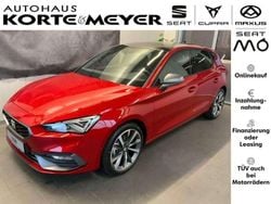 "desire" rot Gebraucht 2024 Seat Leon FR Limousine | 34.990 €
