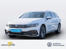 Weiß Gebraucht 2023 VW Passat GTE Kombi | 29.140 € (Guter Preis)