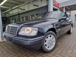 Schwarz Gebraucht 1996 Mercedes E200 Coupé | 10.450 € (Guter Preis)