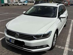Weiß Gebraucht 2016 VW Passat Comfortline Kombi | 12.100 € (Guter Preis)
