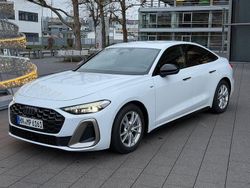 Weiß Gebraucht 2025 Audi A5 S-Line Limousine | 44.300 € (Guter Preis)