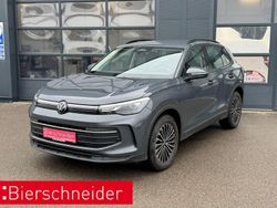 Grau Gebraucht 2024 VW Tiguan Life SUV | 31.450 € (Fairer Preis)