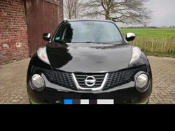 Schwarz Gebraucht 2011 Nissan Juke Tekna SUV | 8.300 € (Etwas zu teuer)