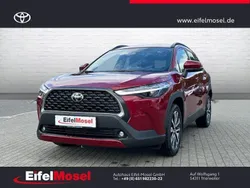 Rot Neu 2025 Toyota Corolla Cross Team SUV | 36.960 € (Fairer Preis)