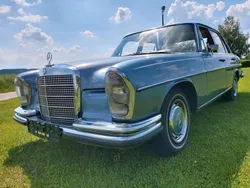 Blau Gebraucht 1967 Mercedes S250 Limousine | 17.499 €