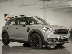 Grau Gebraucht 2019 Mini Cooper Countryman SUV | 19.300 € (Superpreis)