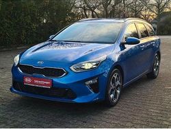Blau Gebraucht 2021 Kia Ceed Sportswagon Kombi | 19.500 € (Etwas zu teuer)