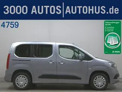 Jade weiss Gebraucht 2020 Opel Combo Life Innovation Van / Kleinbus | 16.990 € (Fairer Preis)