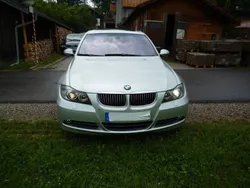 Silber Gebraucht 2006 BMW 330 Limousine | 5.550 €