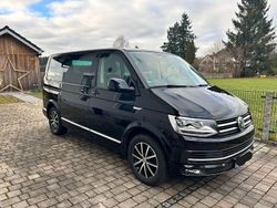 Schwarz Gebraucht 2016 VW Multivan Highline Van | 33.800 €