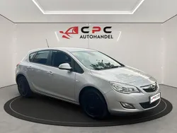 Silber Gebraucht 2011 Opel Astra Kleinwagen | 3.400 € (Superpreis)