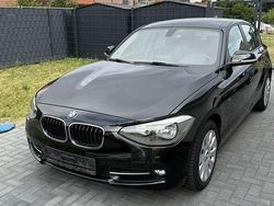 Schwarz Gebraucht 2015 BMW 116 Sport Line Kleinwagen | 12.000 € (Etwas zu teuer)