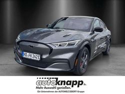 Carbonized gray/asher gray Gebraucht 2023 Ford Mustang Mach-E Premium SUV | 43.990 € (Etwas zu teuer)