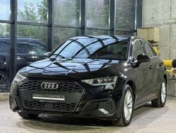 Schwarz Gebraucht 2021 Audi A3 Sportback Basis Limousine | 17.950 € (Fairer Preis)