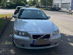 Silber Gebraucht 2007 Volvo S60 Kinetic Limousine | 6.600 € (Fairer Preis)