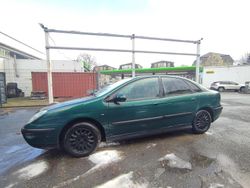 Grün Gebraucht 2001 Citroën C5 Limousine | 770 €