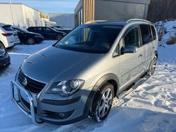Grau Gebraucht 2008 VW Touran Cross Van / Kleinbus | 4.950 € (Fairer Preis)