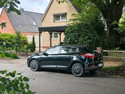 Schwarz Gebraucht 2012 Renault Mégane III Limousine | 3.800 €