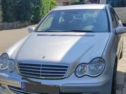 Silber Gebraucht 2007 Mercedes C180 Classic Limousine | 2.950 € (Superpreis)