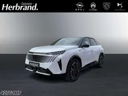 Weiss/typ aussenverkleidung me Gebraucht 2024 Peugeot e-3008 GT SUV | 45.890 € (Superpreis)