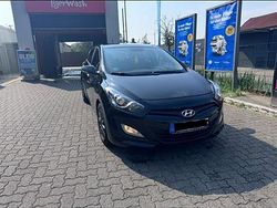 Schwarz Gebraucht 2013 Hyundai i30 Classic Kleinwagen | 6.500 € (Fairer Preis)