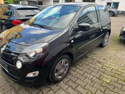 Perlschwarz Gebraucht 2013 Renault Twingo Kleinwagen | 5.250 € (Etwas zu teuer)