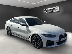 Mineralweiss (metallic) Gebraucht 2024 BMW 420 M Sport Coupé | 43.090 € (Fairer Preis)