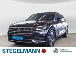 Deep black perleffekt Gebraucht 2020 VW Touareg Basis SUV | 43.390 € (Guter Preis)