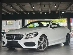 Weiß Gebraucht 2017 Mercedes C220 AMG line Cabrio | 27.999 € (Fairer Preis)