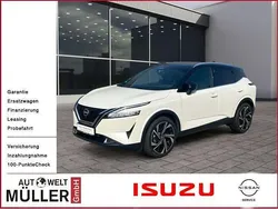 Pearl white/black m Gebraucht 2023 Nissan Qashqai Tekna+ SUV | 29.900 € (Fairer Preis)